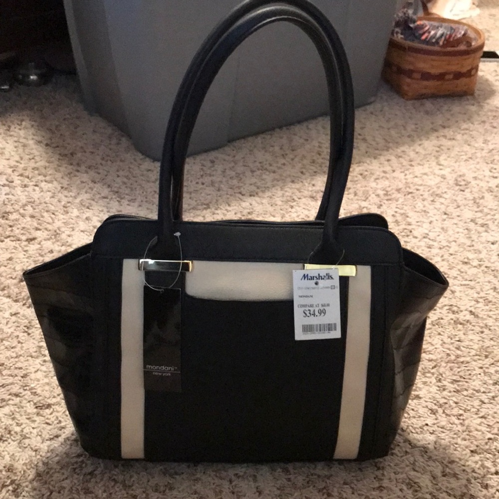 Mondani New York purse